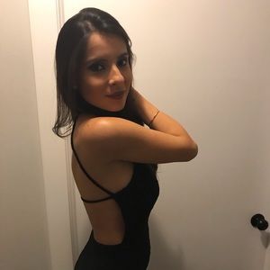 Meet your Posher, Cynthia